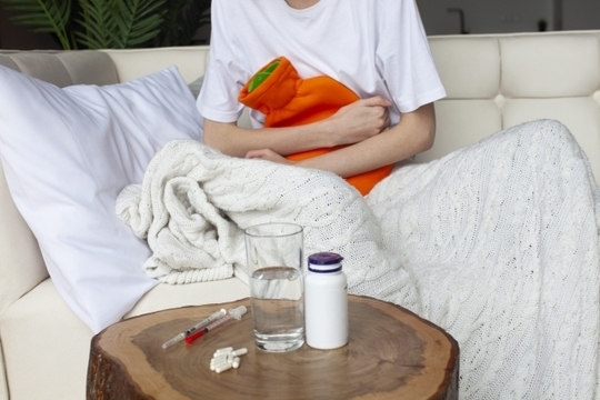 運動する女性